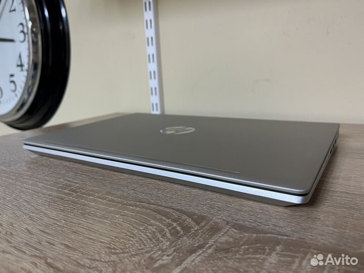 HP Probook 440 G8 i5 1135g7 ram 8 SSD 256