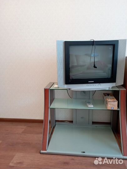 Подставка под телевизор