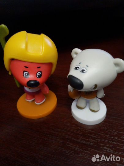 Киндер-сюрприз разные фигурки