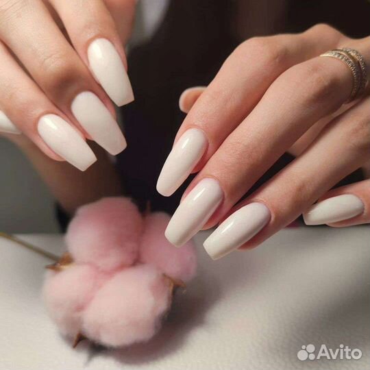 Маникюр и педикюр