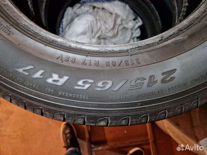 Pirelli Scorpion 215/65 R17