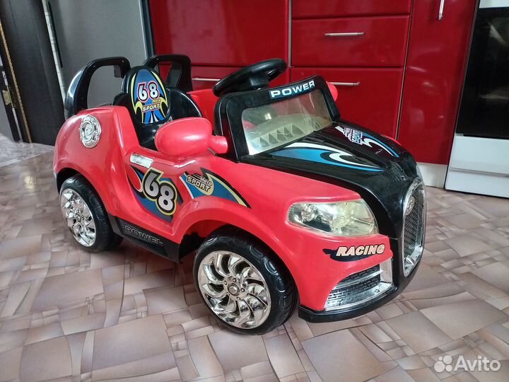 Детский электромобиль