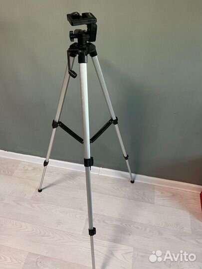 Штатив Tripod 330A