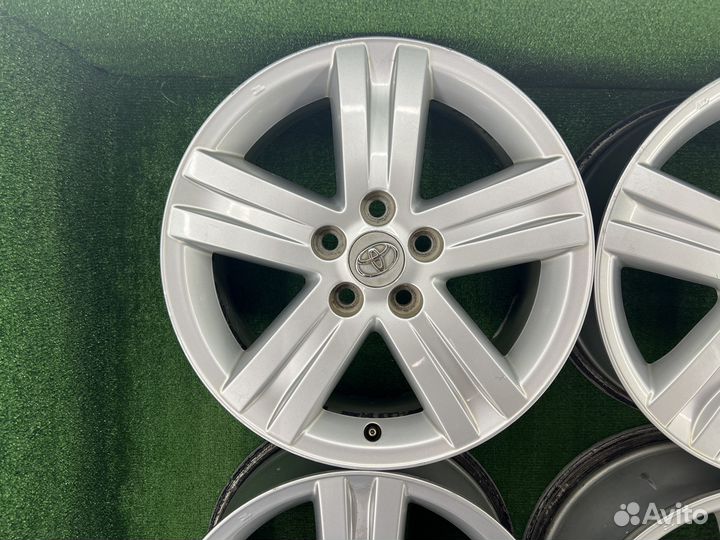 R17 Toyota 5x114.3 7J +50 Dia60.1mm