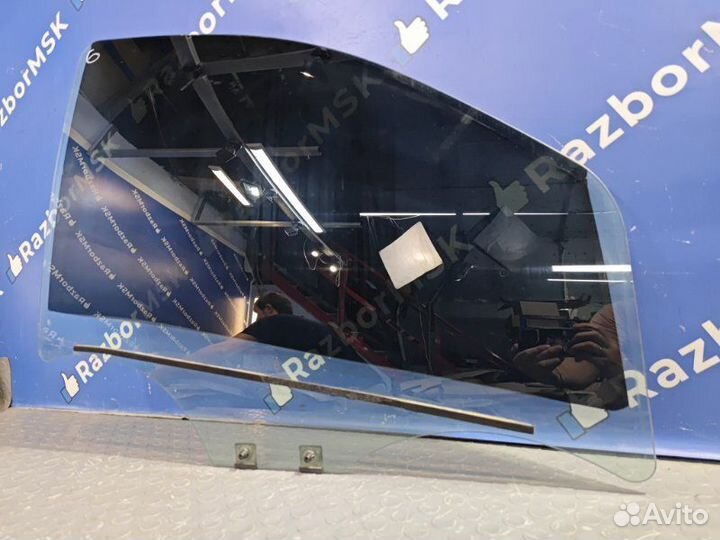 Стекло переднее правое Renault Dokker