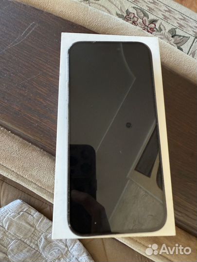 iPhone 15 Pro, 256 ГБ