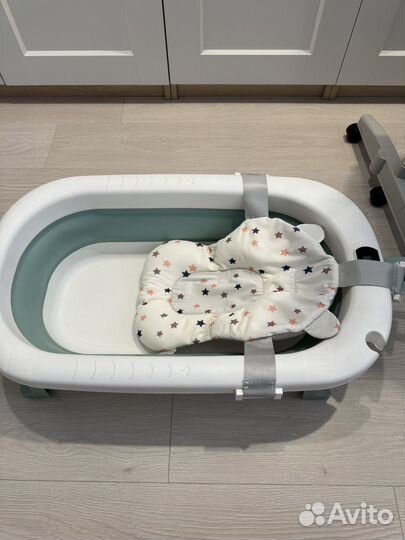 Ванночка для купания новорожденного