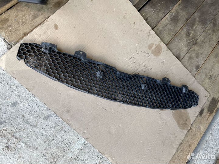 Усилитель бампера переднего пластик Киа Каренс 2