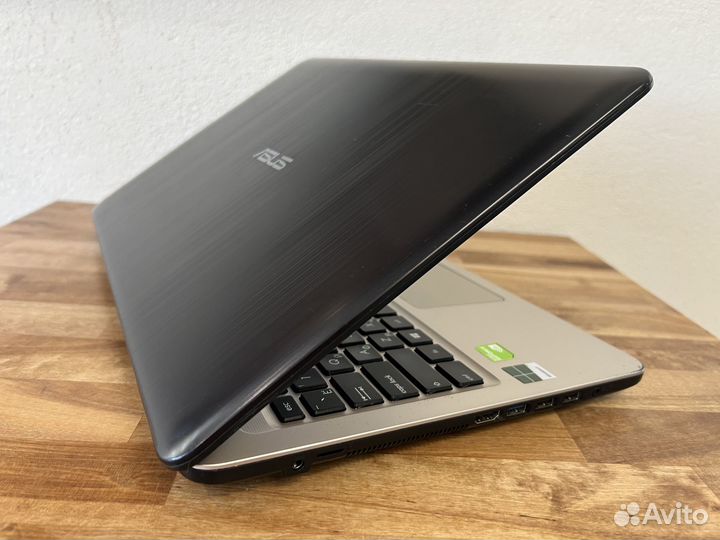 2021 игровой 4 ядра 8Gb DDR4 SSD 256Gb MX110 DDR5