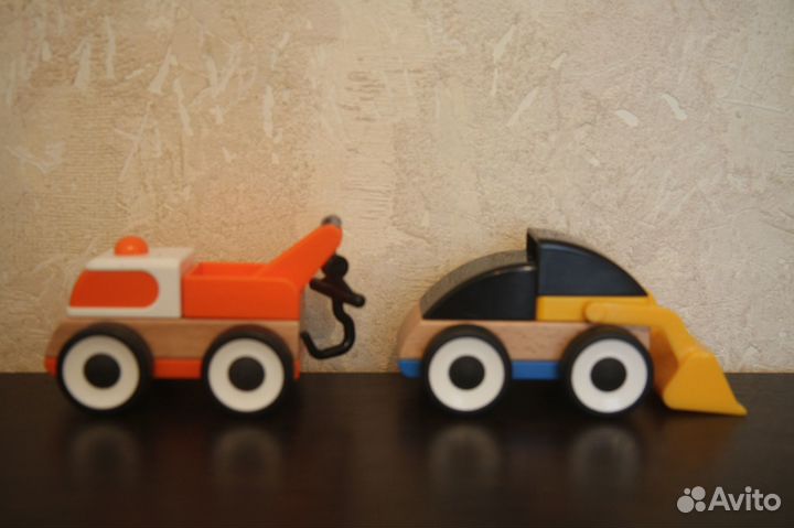 Игрушки-конструктор Duplo и Иkea