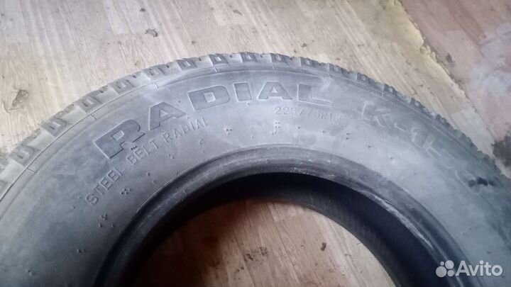 IndoRadial 6688 2.25/75 R16
