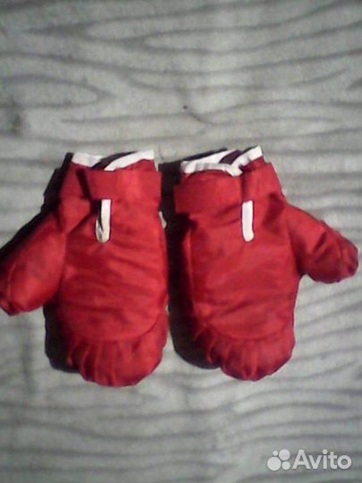 Боксерские перчатки