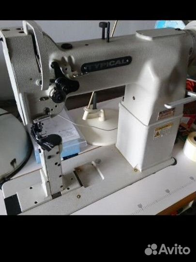 Колонковая швейная машина Typical