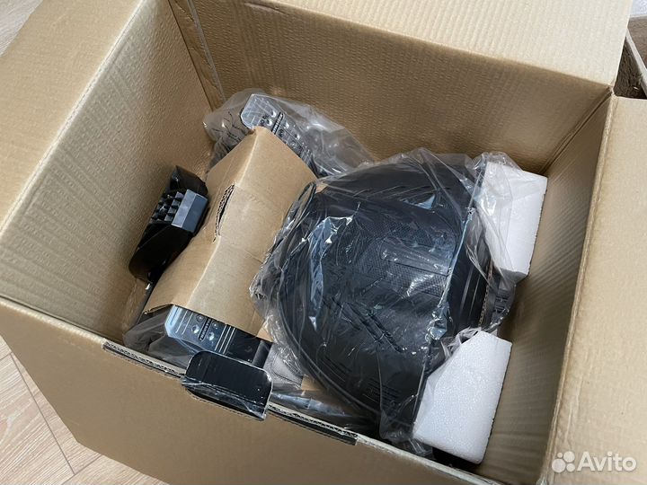 Руль Thrustmaster T300 Alcantara edition