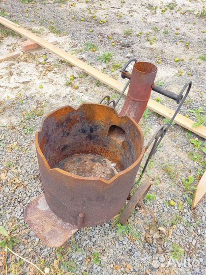 Казан чугунный с печкой