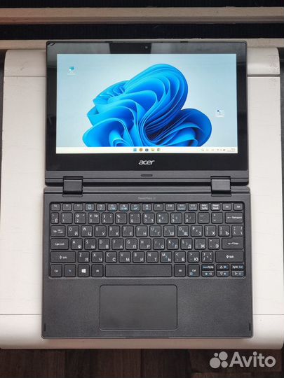 Acer TravelMate B1