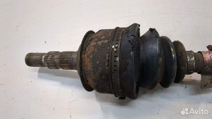 Полуось левая передняя Chevrolet Cruze, 2012