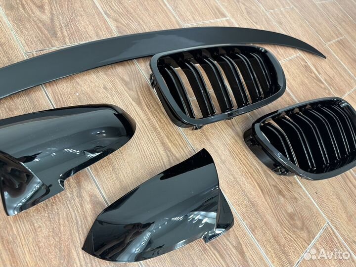 Спойлер, крышки зеркал, ноздри Bmw f10 Mlook LCI