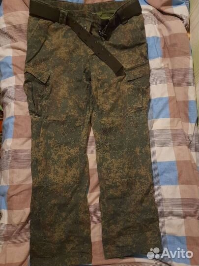 Военная форма(китель, штаны, кепка)