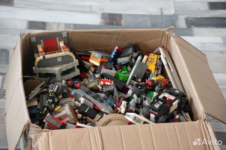 Lego россыпью 20кг: Star Wars, Batman, City и др