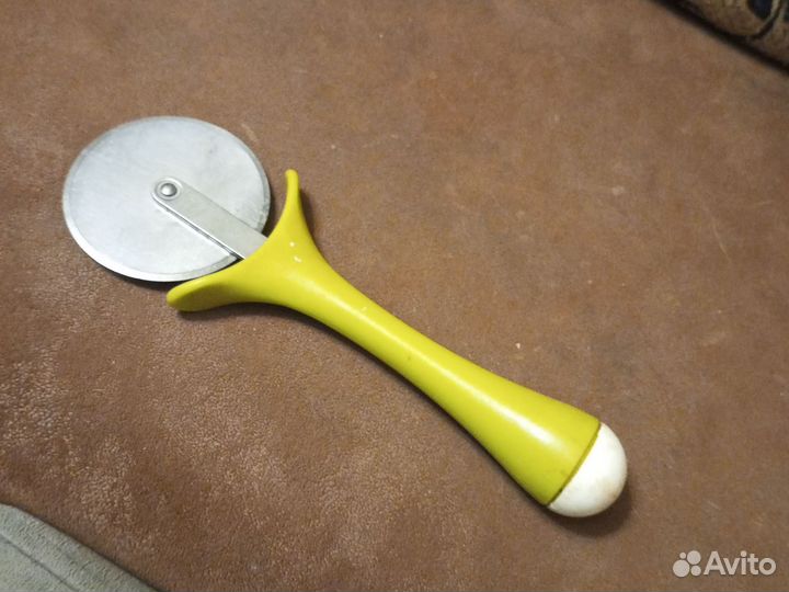 Нож для пиццы