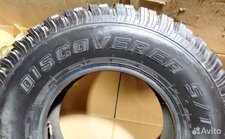Cooper Discoverer S/T 285/70 R17