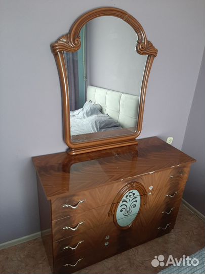 Мебель шкафы и комоды бу италия