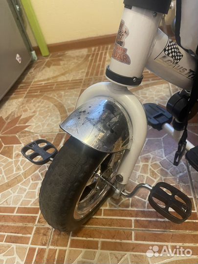 Трехколесный велосипед