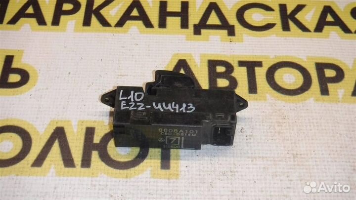 Кнопка стеклоподъемника Mitsubishi Lancer 9 (CS)