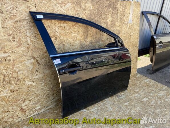 Мицубиши Лансер 10 дверь пассажирская