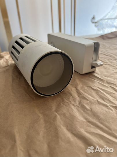 Трековые светильники бу