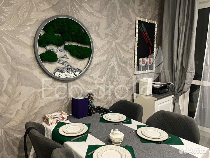 Древо из мха с подсветкой