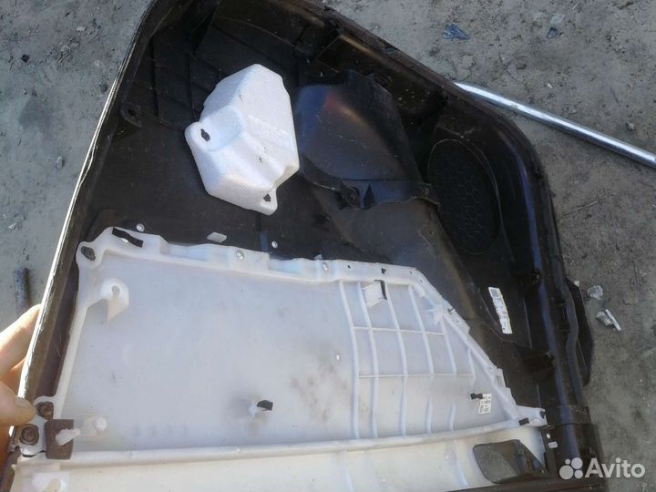 Обшивка передней левой двери мазда Mazda cx5