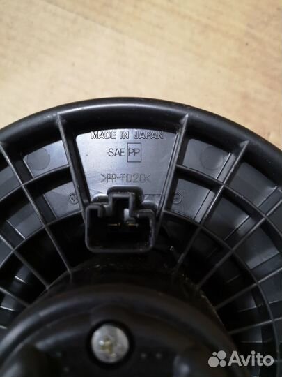 Моторчик печки Mazda 6GH 2007-2012