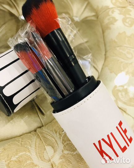 Кисти kylie