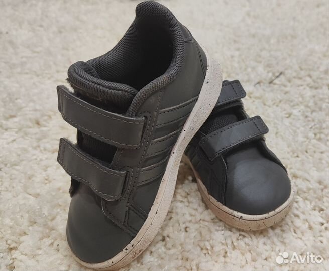 Кроссовки детские adidas