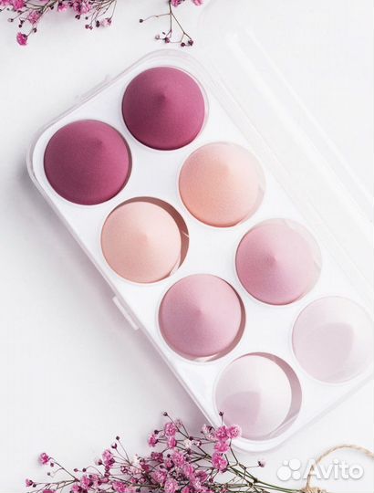 Набор спонжей в прозрачном кейсе, 8 штук