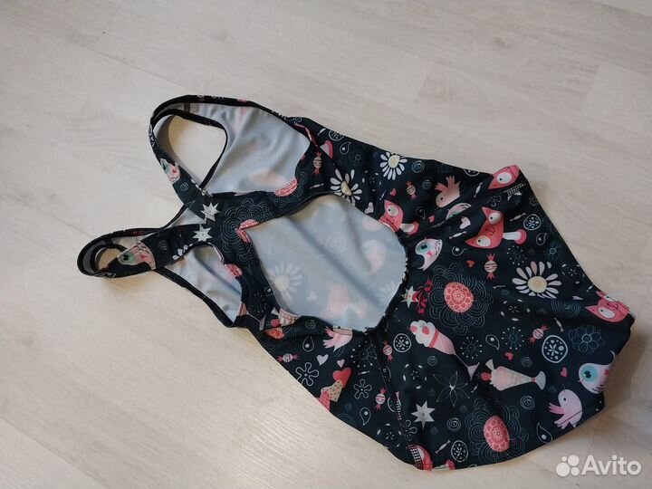 Купальник для девочки 140 новый