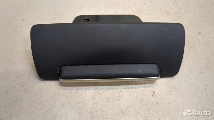 Пепельница Volvo XC40, 2019