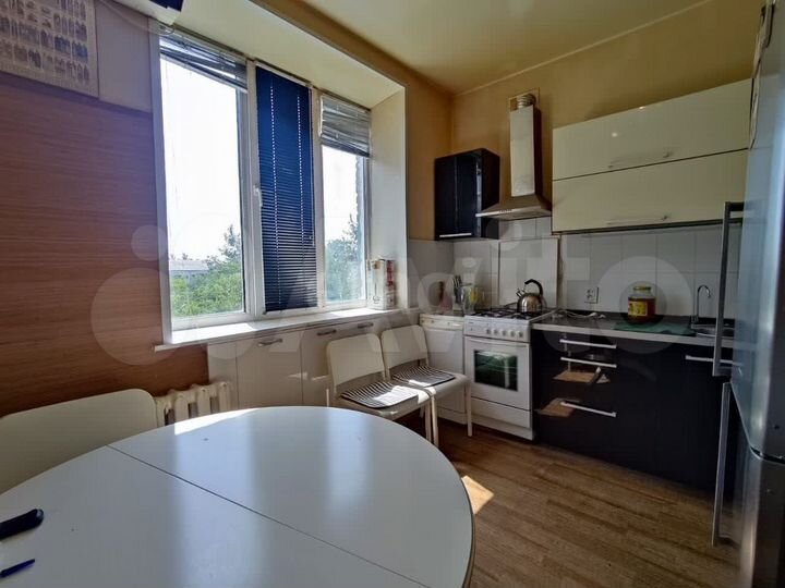 2-к. квартира, 55 м², 5/5 эт.