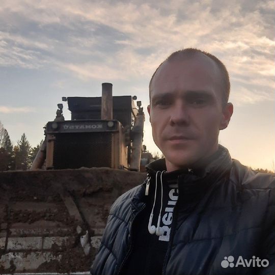 Машинист бульдозера бульдозерист