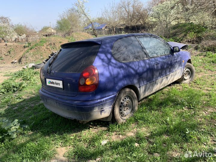 Toyota Corolla 1.3 МТ, 1998, битый, 15 000 км
