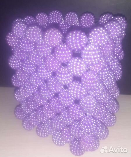 Подставка из бусин для канцелярии и косметики