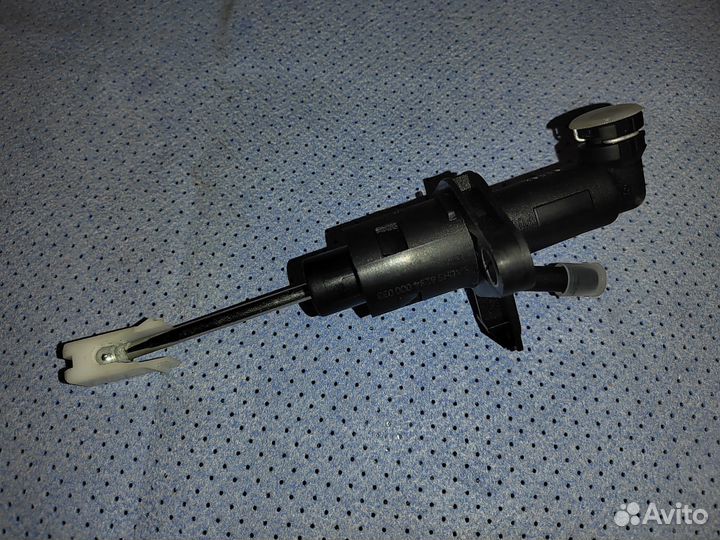 Цилиндр сцепления главный VW/AU golf4, A3, octavia