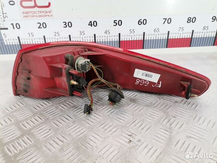 Фонарь задний левый габаритный Peugeot 607 рест