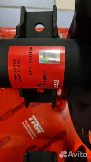 Амортизатор передний Mercedes Benz W212 + 4-Matic