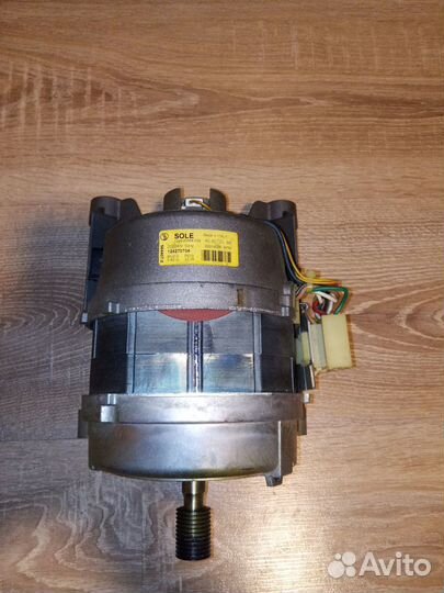 Двигатель для стиралки zanussi Sole 124270704