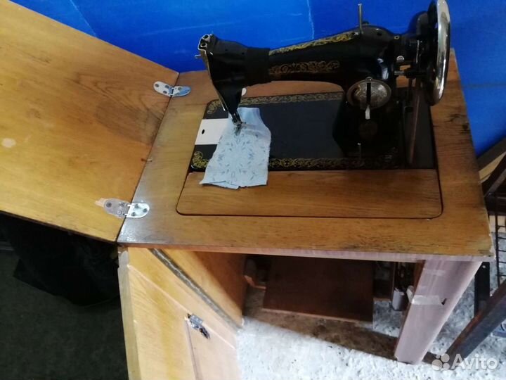 Швейная машинка