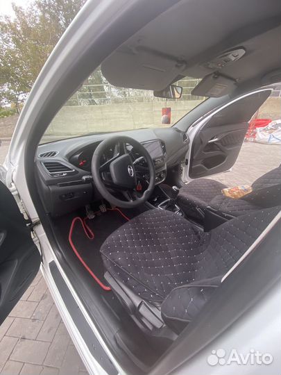 Сиденья Веста