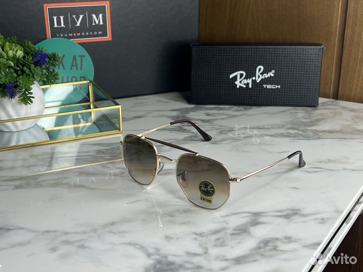 Солнцезащитные очки Ray Ban